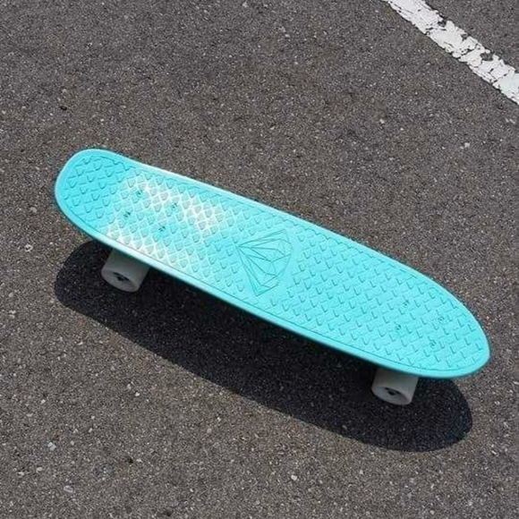 Diamond Supply Co. Penny Board - Picture 2 of 3